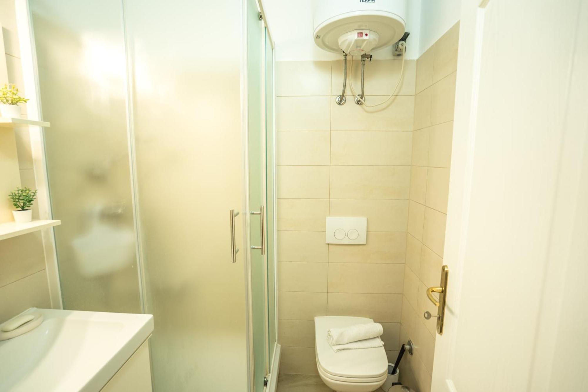 זאגרב Apartman Iris מראה חיצוני תמונה