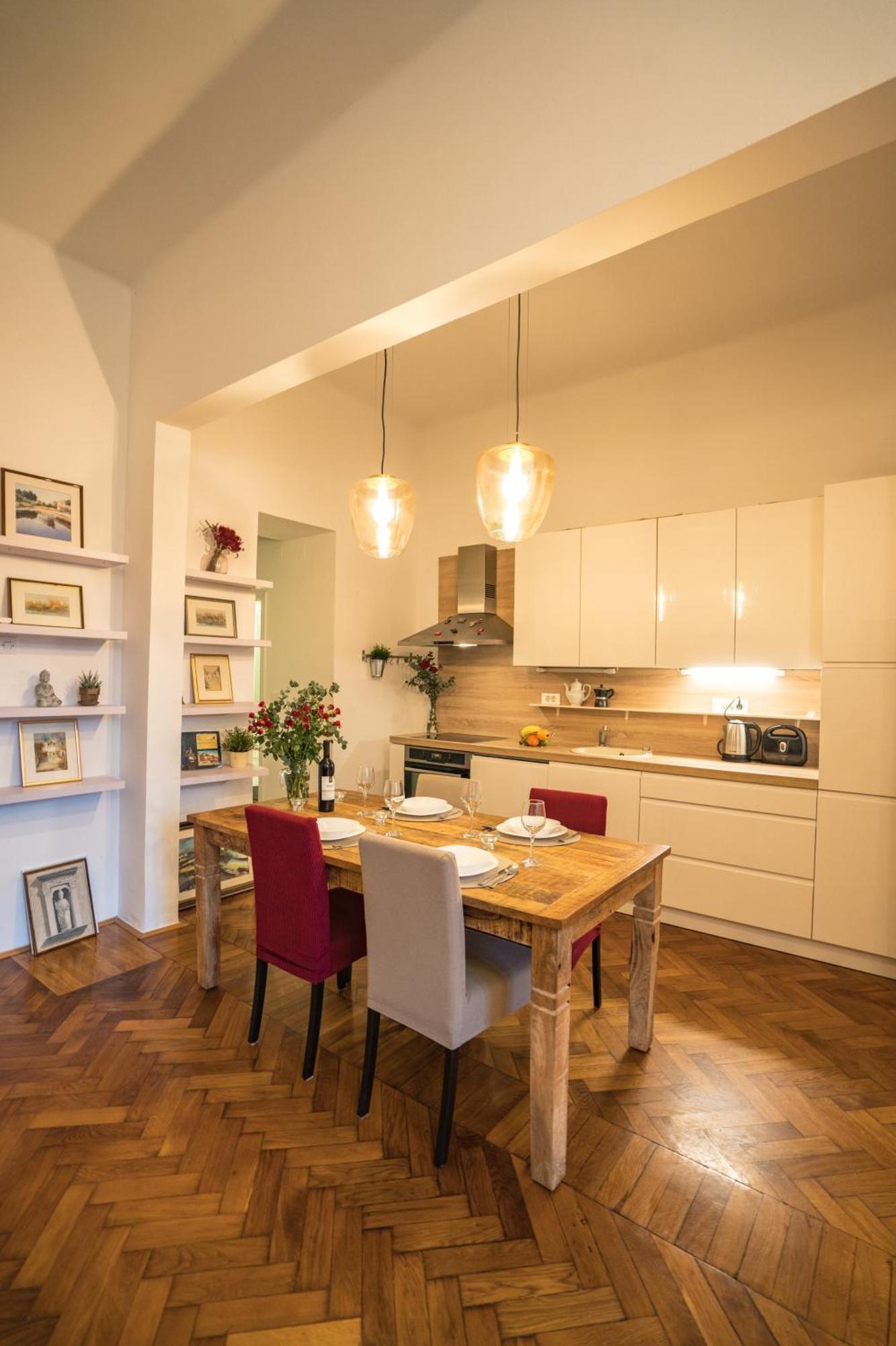 זאגרב Apartman Iris מראה חיצוני תמונה
